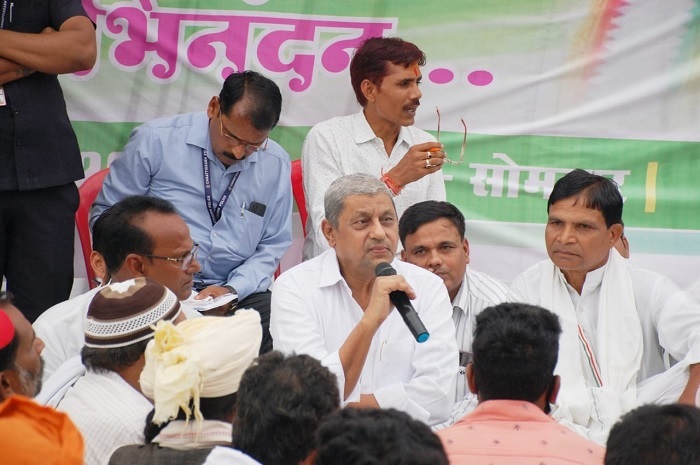 कैबिनेट मंत्री अकबर ने समस्याएं सुनी और  प्राथमिकता में समाधान करने का आश्वासन दिया 