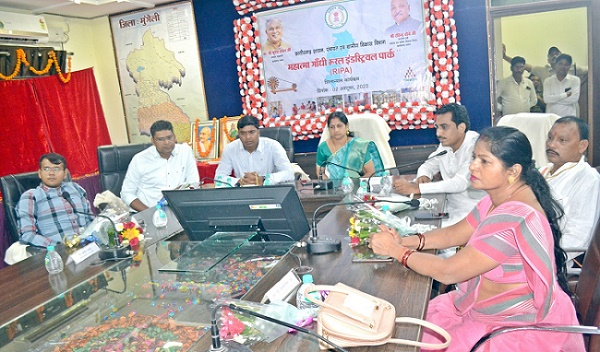 आजीविका पार्क के रूप में विकसित होंगे मुंगेली जिले के 6 गौठान