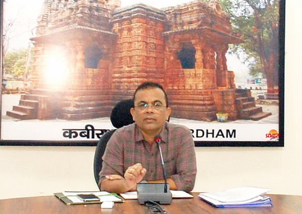 पंजीयन के एवज में किसानों से पैसे लेता था आपरेटर, कलेक्टर ने किया बर्खास्त...