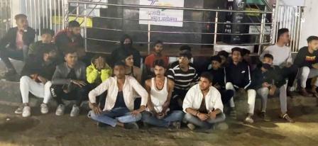 आए दिन हो रहा खून खराबा और पुलिस पर लगातार लग रहे पक्षपात के आरोप