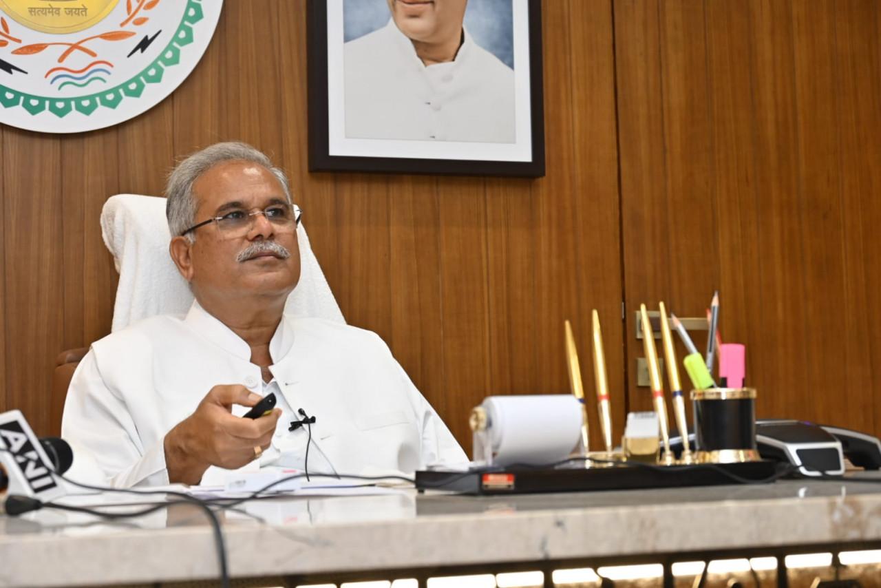 मुख्यमंत्री भूपेश बघेल ने 238 हितग्राहियों को 43 लाख रुपए का किया ऑनलाइन भुगतान