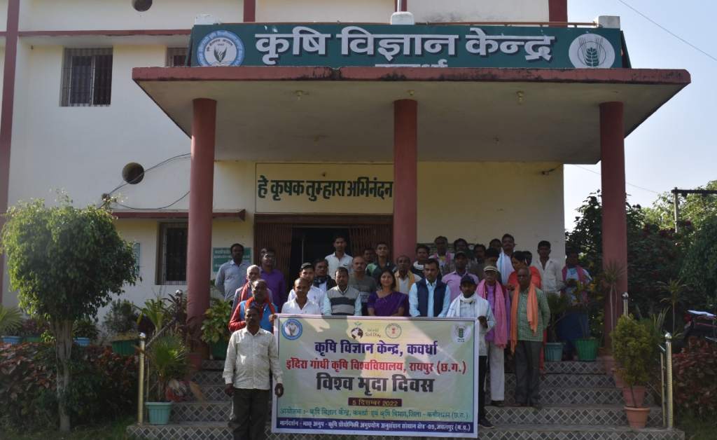 कृषि वैज्ञानिकों ने कम कीट प्रकोप वाले फसल करने की दी सलाह