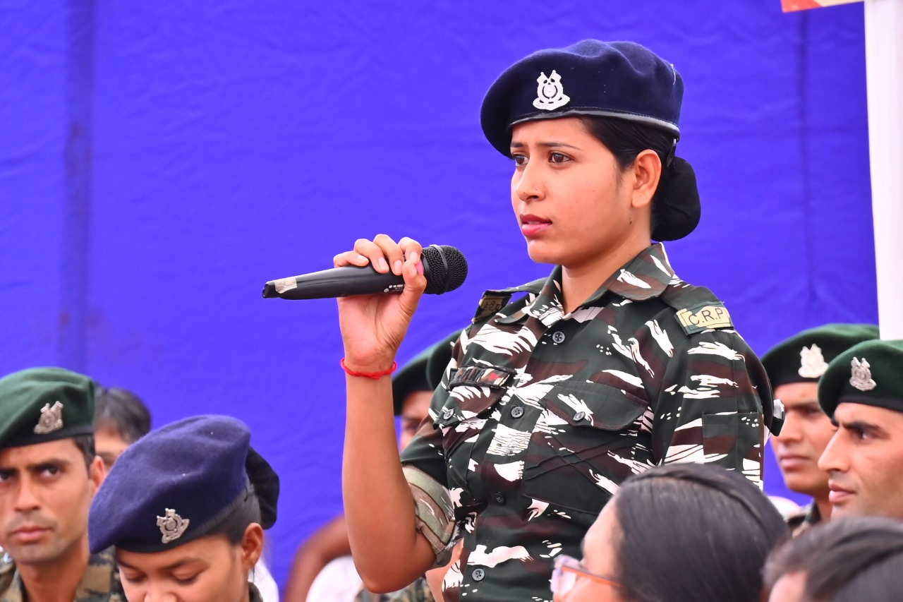 दन्तेश्वरी फाइटर्स की महिला सदस्य पूरी मुस्तैदी के साथ डटी हैं नक्सल मोर्चे पर