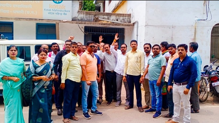 बिरनपुर हत्याकांड के विरोध में साहू समाज ने एसडीएम को सौंपा राज्यपाल के नाम ज्ञापन