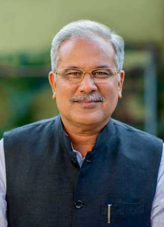 मुख्यमंत्री ने भारतरत्न डॉ. सर्वपल्ली राधाकृष्णन की पुण्यतिथि पर उन्हें किया नमन