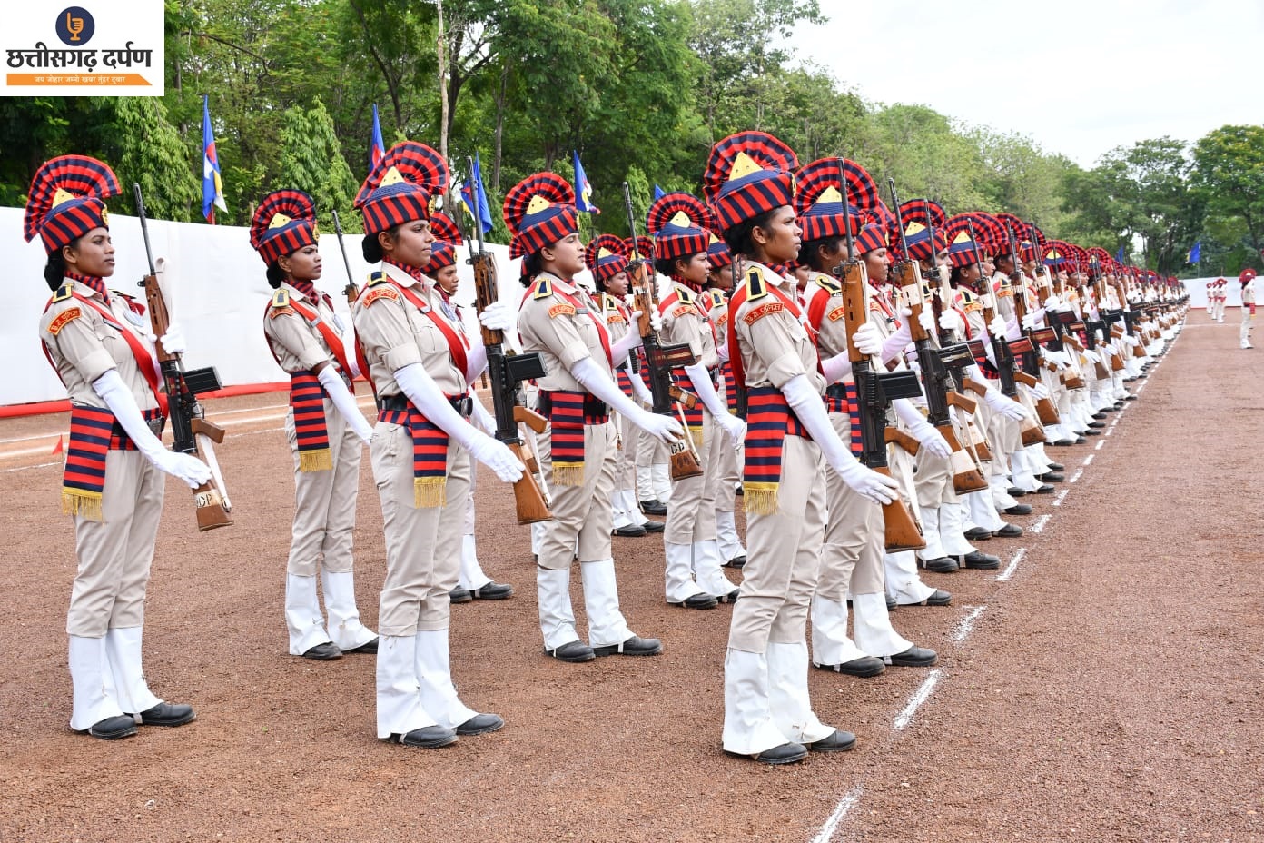 469 पुरुष, महिला और तृतीय लिंग के नवआरक्षको का स्नातक परेड माना पुलिस प्रशिक्षण विद्यालय में संपन्न हुई