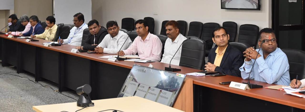 छत्तीसगढ़ राज्य योजना आयोग ने नाबार्ड, अपेक्स एवं अग्रणी बैंकों की ली बैठक