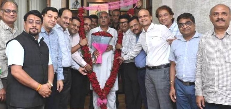 सीएम बघेल से उरला इंडस्ट्रीज एसोसिएशन के प्रतिनिधिमंडल ने की भेंट