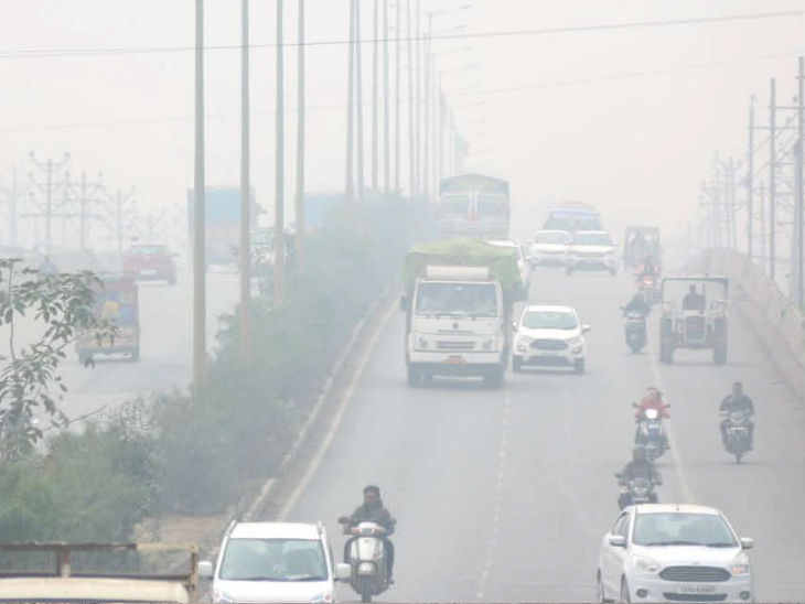 चक्रवात के चलते बदला मौसम, राजधानी में पड़ रही फुहार....