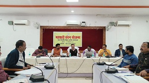  महतारी वंदन योजना, कलेक्टर ने ली आकस्मिक बैठक