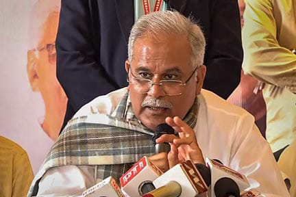 स्वामी आत्मानंद छत्तीसगढ़ का गौरव, उनका नाम हटाकर पछताएगी भाजपा : भूपेश बघेल