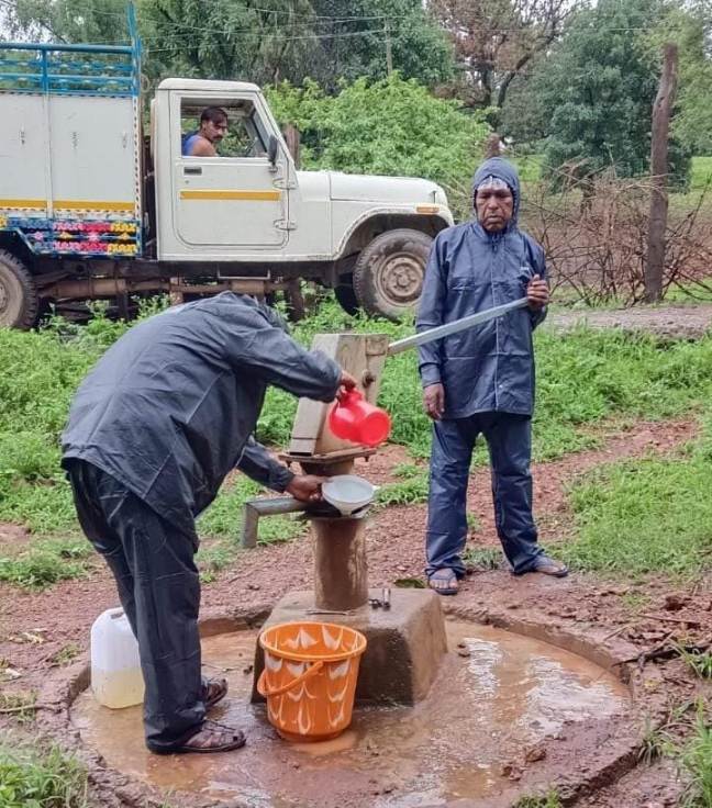 डिप्टी सीएम शर्मा के निर्देश पर जलस्त्रोतों का क्लोरिनेशन-स्वच्छता अभियान शुरू