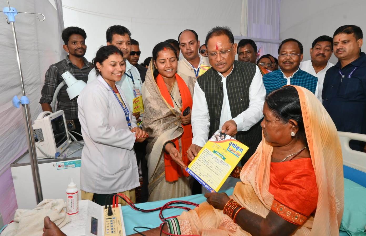 बुजुर्गों के दुख-दर्द को समझें और उन्हें उनकी सेवा का भरोसा दिलाए: मुख्यमंत्री