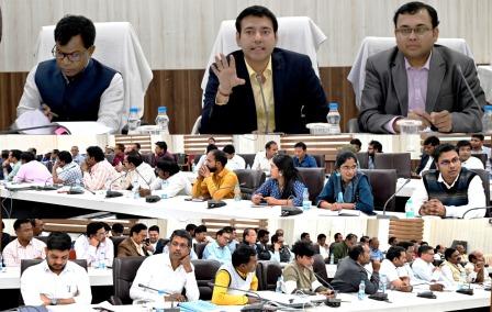 निर्वाचन की तैयारी के संबंध में रिटर्निंग ऑफिसर, सहायक रिटर्निंग ऑफिसर का हुआ प्रशिक्षण