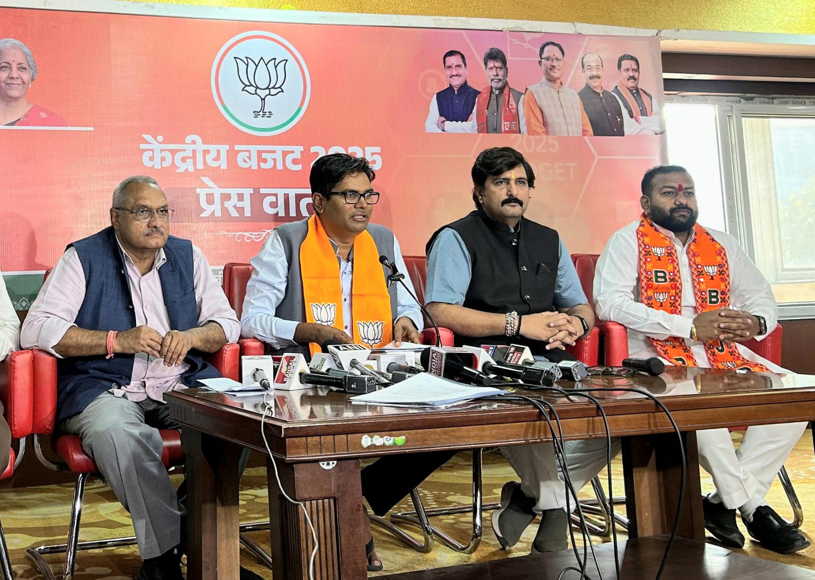 डेमोक्रेसी, डेमोग्राफी और डिमाण्ड पर आधारित है बजट,2047 तक 55 ट्रिलियन डॉलर की इकोनामी बनेगा भारत: ओपी चौधरी