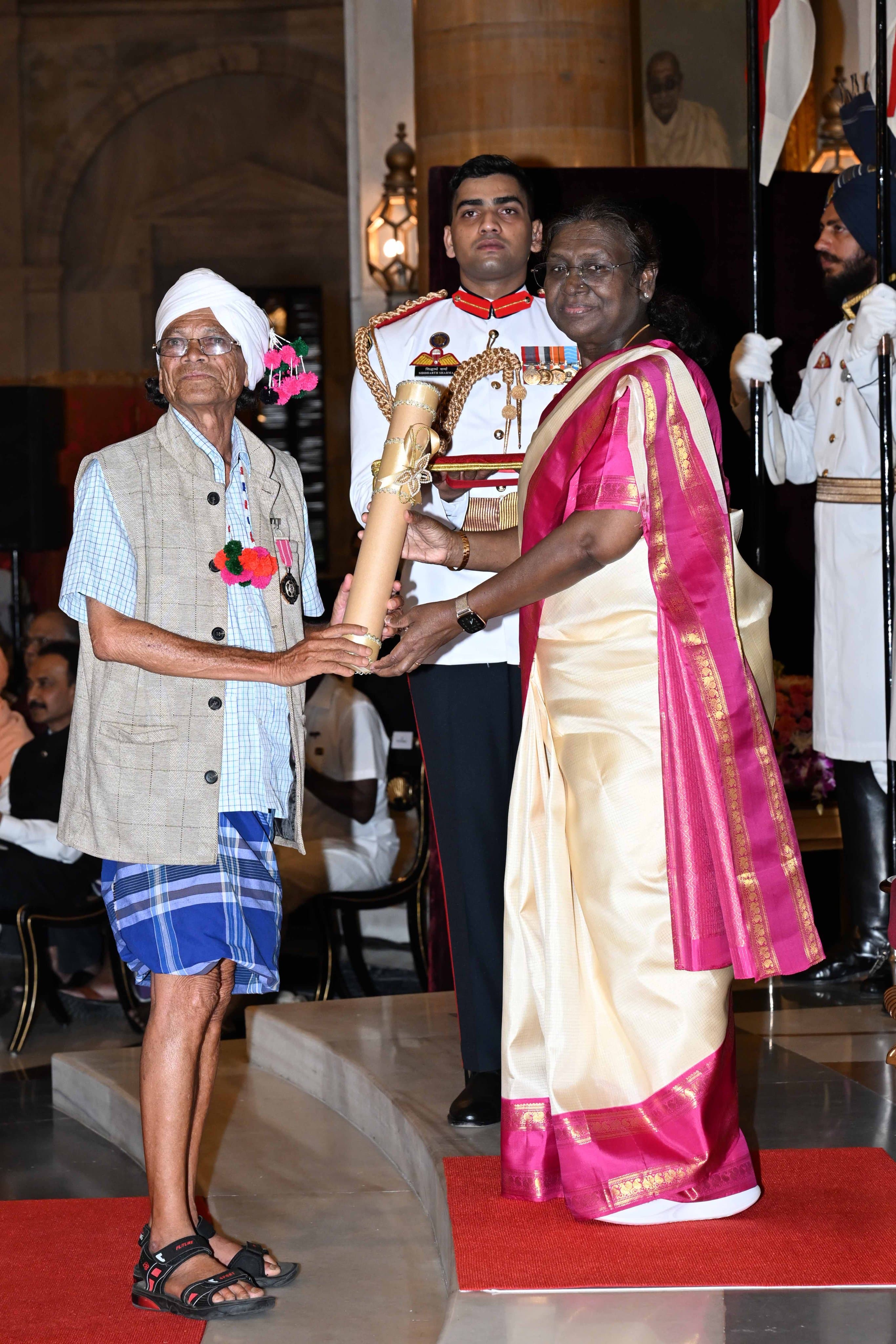 गढ़बेंगाल के श्री पंडीराम मंडावी को पद्मश्री सम्मान, मुख्यमंत्री श्री विष्णुदेव साय ने दी शुभकामनाएं