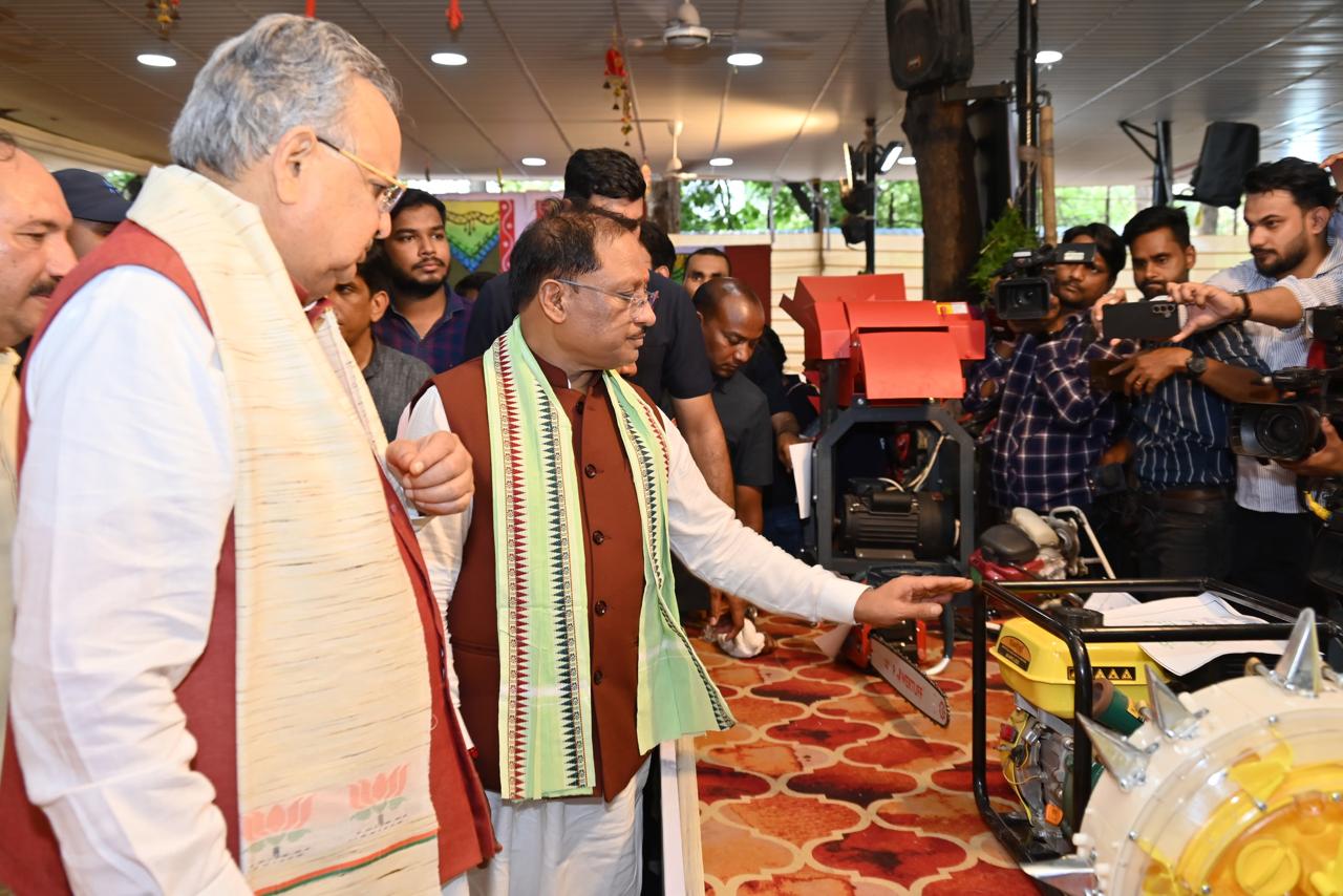 मुख्यमंत्री निवास में हरेली उत्सव: दिखी परंपरा और प्रगति की अनूठी झलक