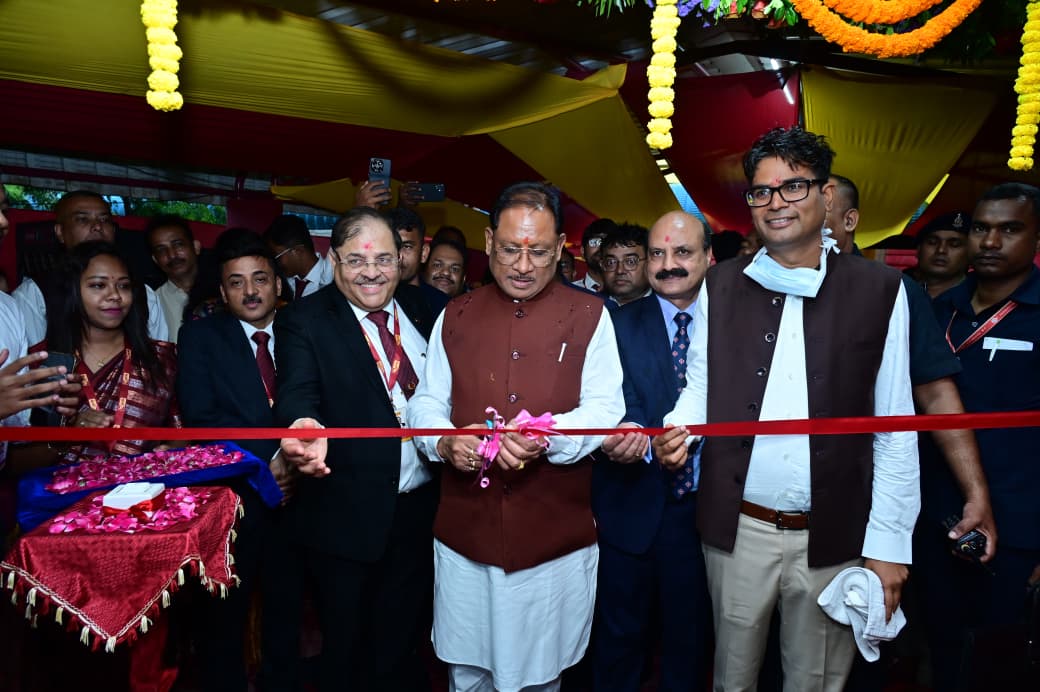 मुख्यमंत्री श्री साय ने इंद्रावती भवन नया रायपुर में पंजाब नेशनल बैंक की नई शाखा का किया शुभारंभ