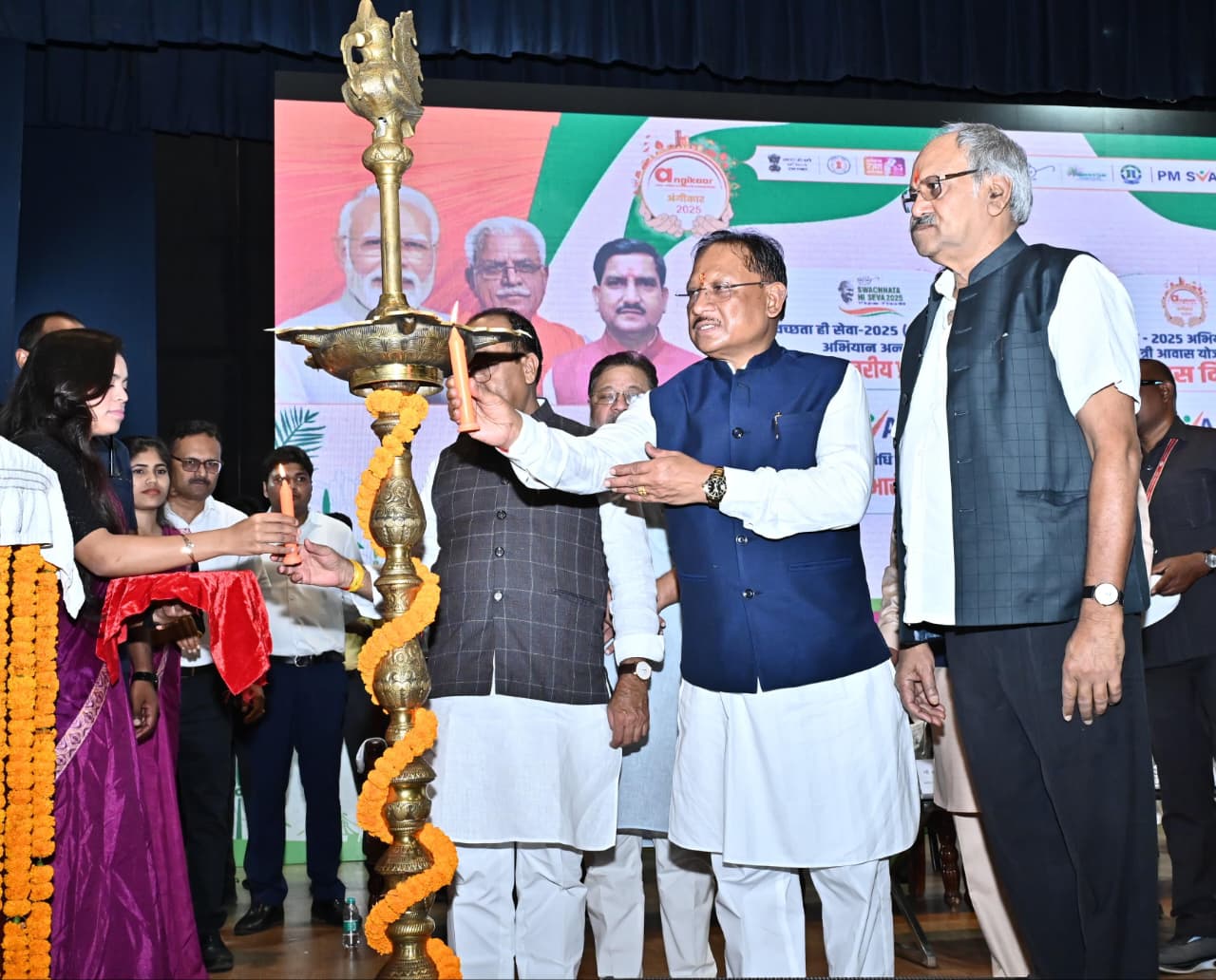 &rsquo;स्वच्छता ही सेवा&rsquo; और &lsquo;अंगीकार-2025&rsquo; अभियान, प्रधानमंत्री स्वनिधि योजना 2.0 एवं लोक कल्याण मेला का किया राज्य स्तरीय शुभारंभ 