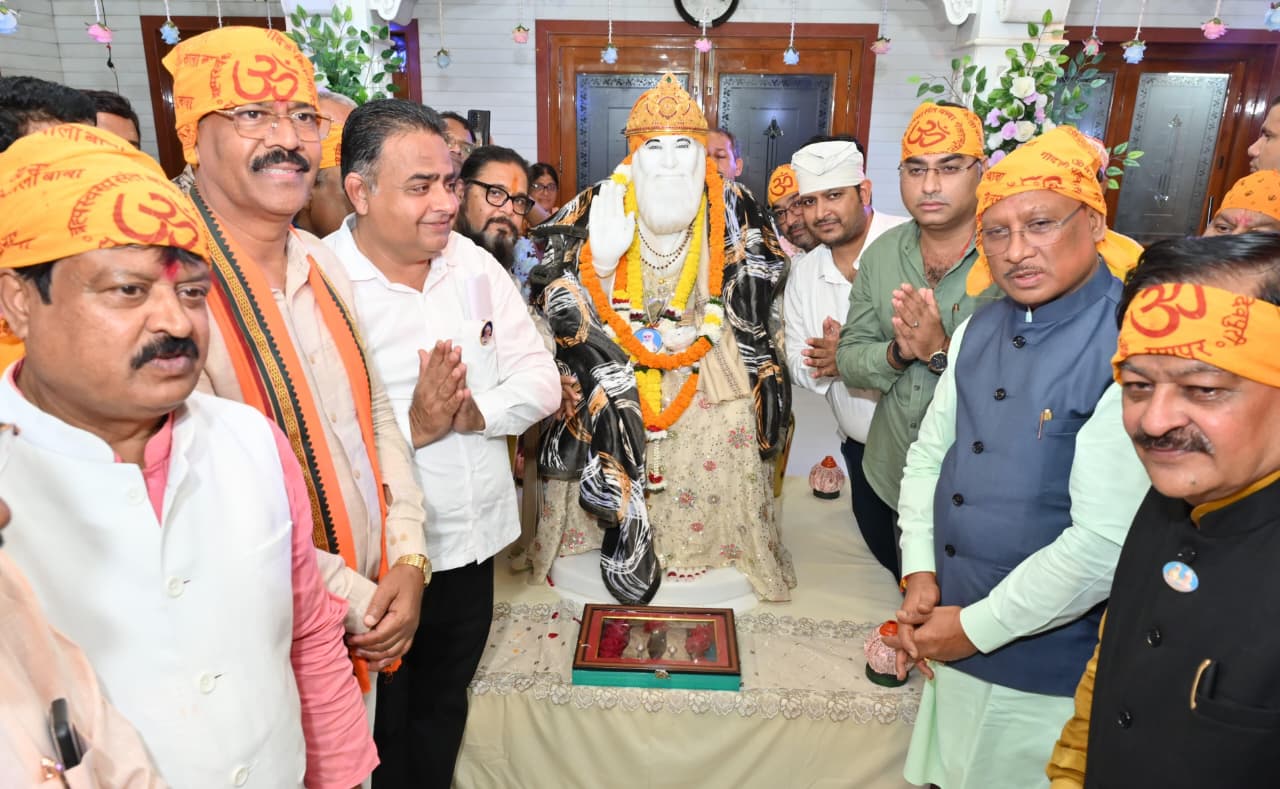 गोदड़ीवाला धाम पहुंचे मुख्यमंत्री : प्रदेशवासियों की सुख-समृद्धि एवं खुशहाली की कामना