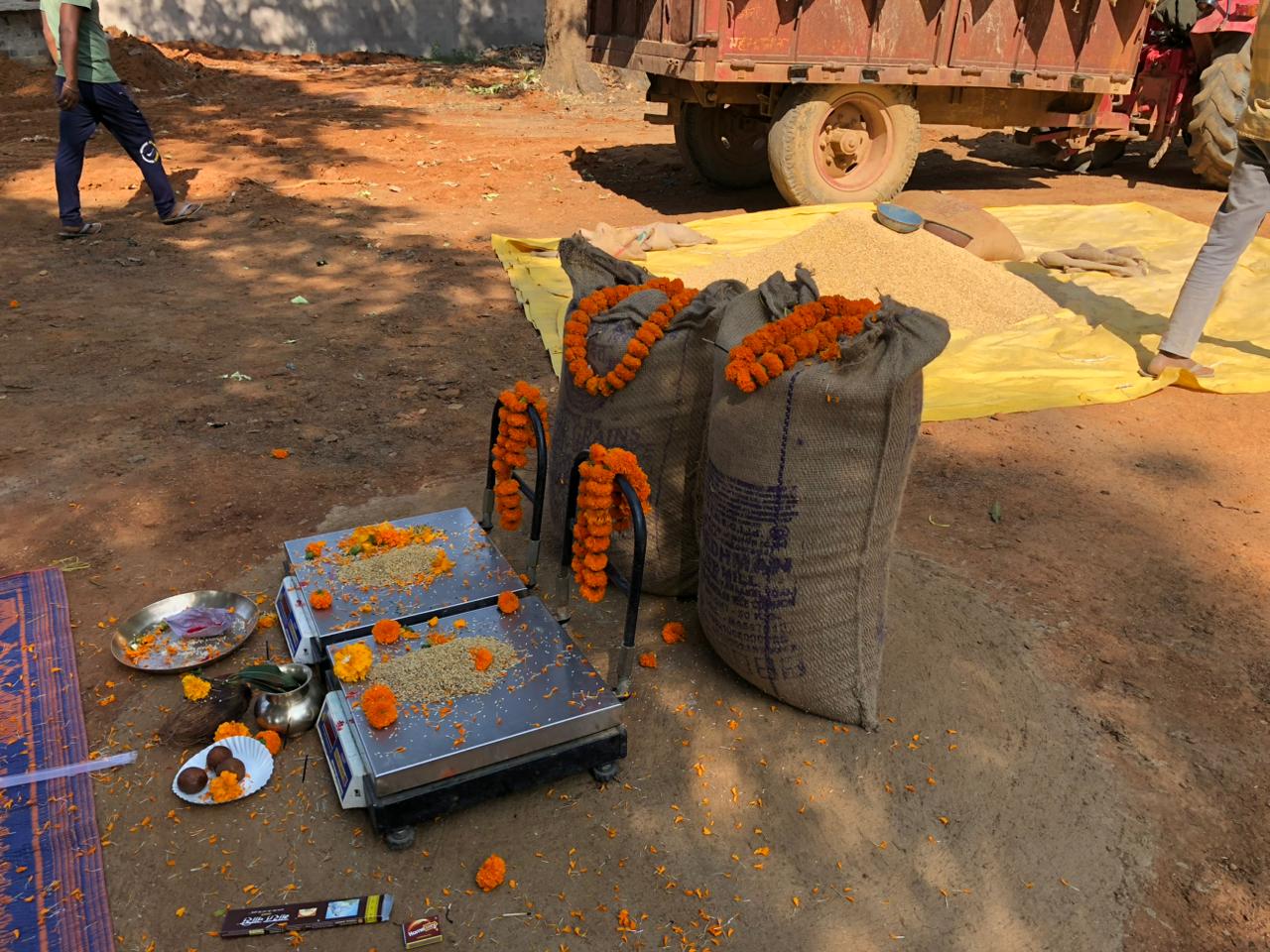 धान खरीदी केन्द्र में किसानों की सुविधा को सर्वाेच्च प्राथमिकता-संतोष यादव 