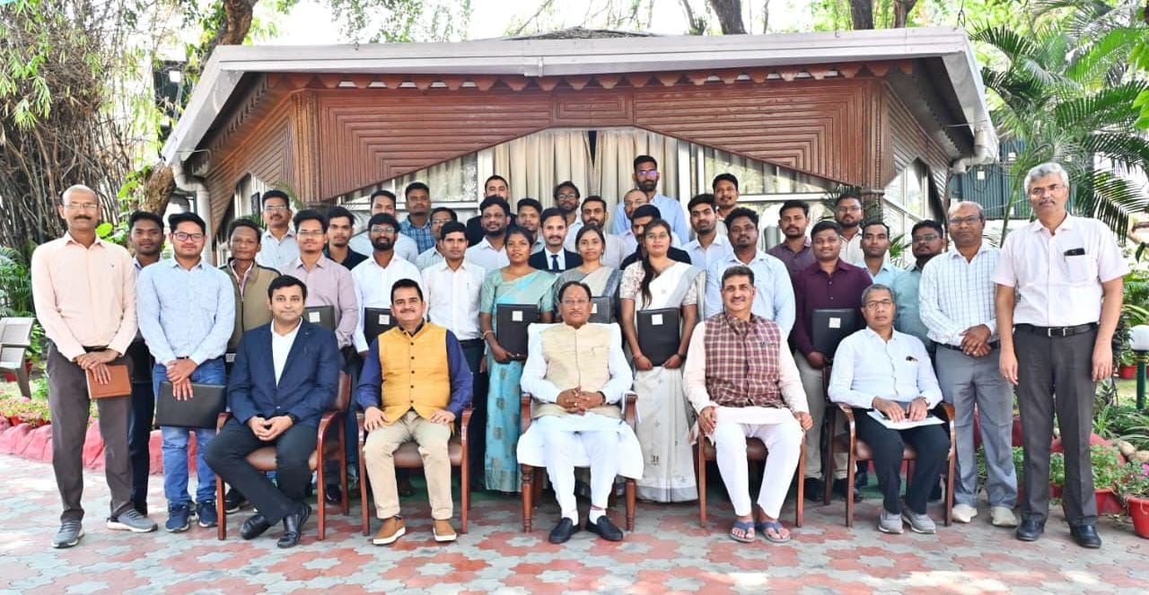 खनिज संपदा से समृद्ध छत्तीसगढ़ के विकास में निभाएं अहम भूमिका : मुख्यमंत्री श्री साय