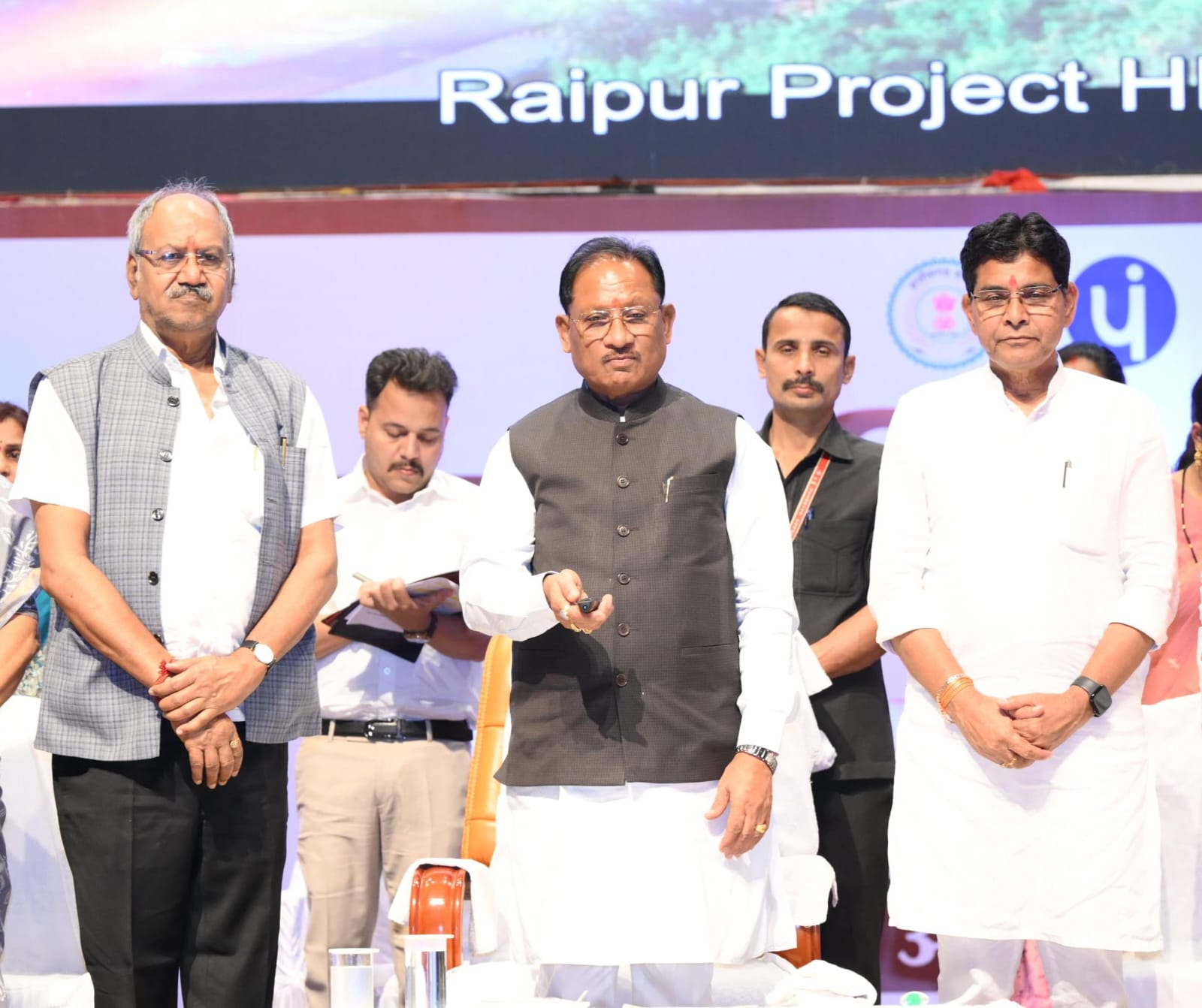 पंचायती राज संस्थाओं को सशक्त बनाकर विकसित भारत की नींव को मजबूत कर रही है हमारी सरकार : मुख्यमंत्री श्री विष्णु देव साय