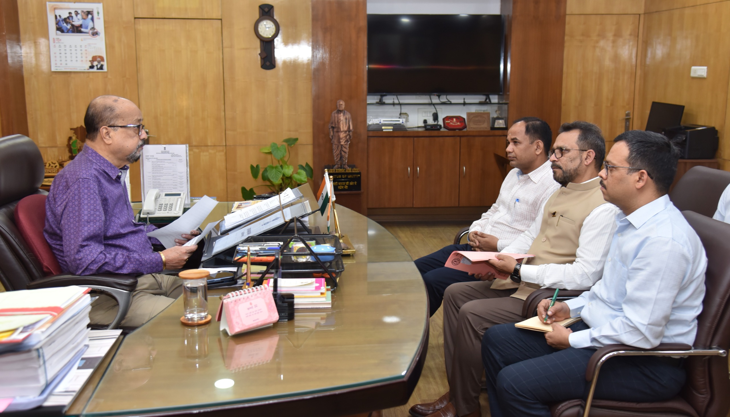 पेड़ों की सुरक्षा और संवर्धन पर समुचित ध्यान देने की आवश्यकता - राज्यपाल श्री डेका