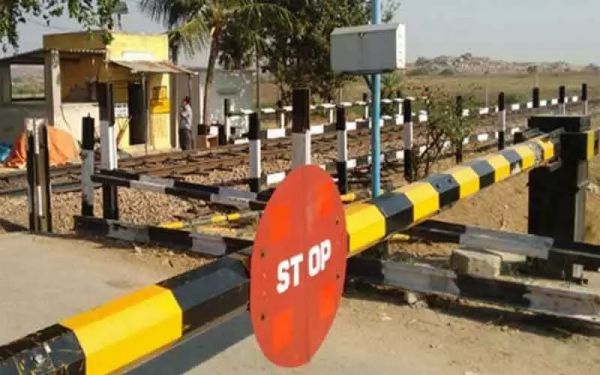 ट्रैक मरम्मत के लिए बंद रहेगा बरबंदा समपार फाटक