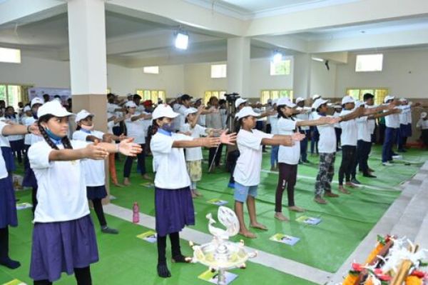 अंतर्राष्ट्रीय योग दिवस पर प्रदेशभर में हुए आयोजन