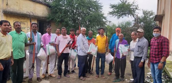 कृषक सूचना केन्द्र के माध्यम से किसानों को मिल रही योजनाओं की जानकारी