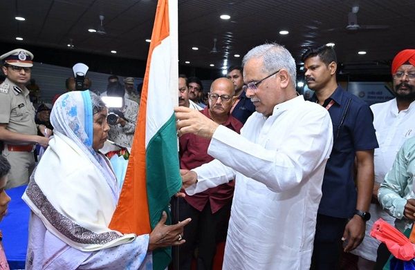 देश की सुरक्षा के लिए शहीदों ने अपना सब कुछ न्यौछावर किया: भूपेश बघेल