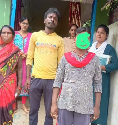 सखी वन स्टॉप सेन्टर की पहल से युवती को मिला उसका परिवार