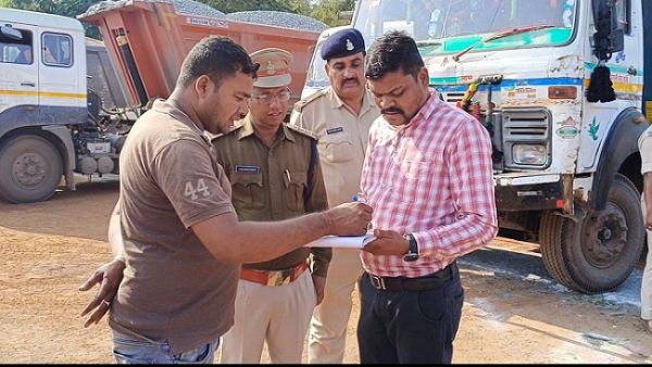 खनिज एवं पुलिस विभाग की कार्रवाई : अवैध खनिज परिवहन के कुल 36 वाहन जप्त