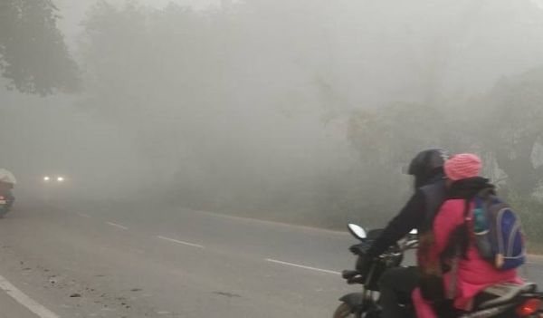 छत्तीसगढ़ में पड़ रही कड़ाके की ठंड, इस जिले में स्कूल खुलने के समय में हुआ परिवर्तन, पढ़िए जारी आदेश