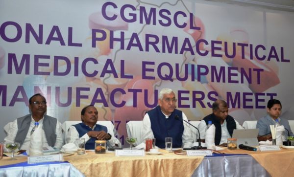 मितानिन पेटी से लेकर मेडिकल कॉलेजों तक दवाई के लिए बेहतर आपूर्ति व्यवस्था जरूरी : टीएस सिंहदेव