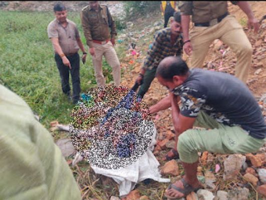 मकई तालाब में मिला अज्ञात युवक का शव, हत्या की आशंका