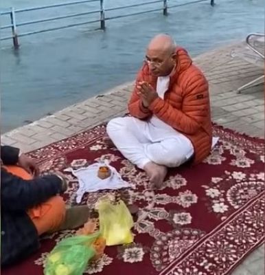 हरिद्वार में विसर्जित हुईं पीएम मोदी की माँ की अस्थियां...