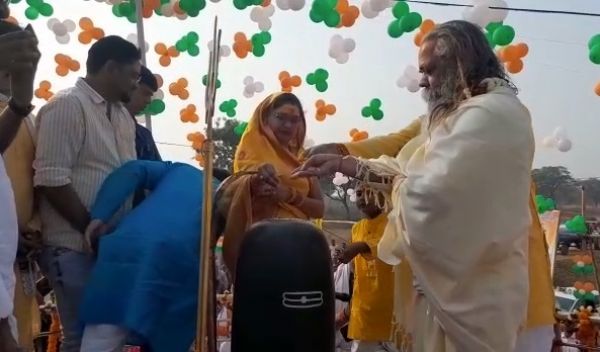 महंत रामसुंदर दास ने की जैतेश्वर शिवलिंग की प्राणप्रतिष्ठा