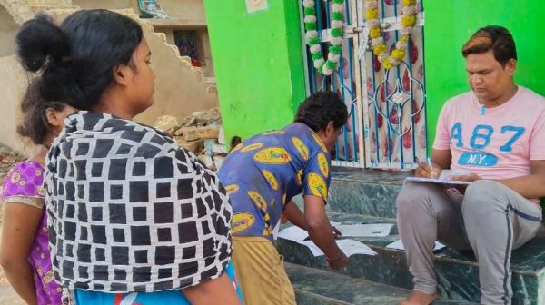 मुख्यमंत्री की घोषणा पर अमल : नगर पंचायतों में न्याय योजना के लिए भराये जा रहे आवेदन