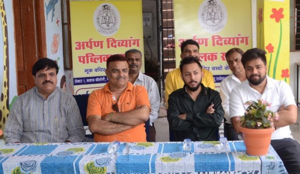 तरुण छत्तीसगढ़ ने मनाया मूक-बधिर बच्चों के बीच स्थापना दिवस