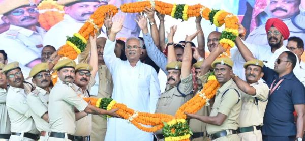 शासन के महत्वपूर्ण अंग हैं कोटवार, पटेल और होमगार्ड : भूपेश बघेल