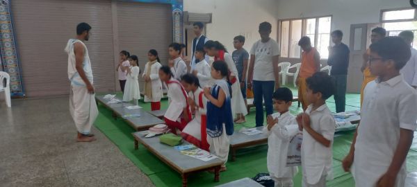  बच्चों ने लिया मोबाइल नहीं चलाने का नियम...