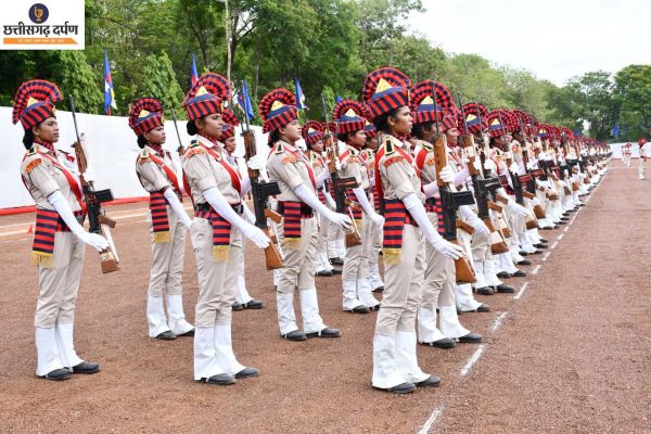 469 पुरुष, महिला और तृतीय लिंग के नवआरक्षको का स्नातक परेड माना पुलिस प्रशिक्षण विद्यालय में संपन्न हुई