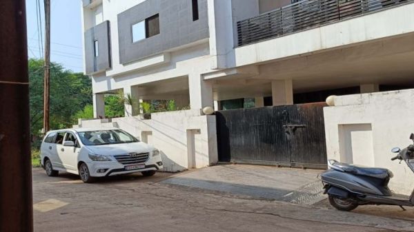 महादेव बैटिंग एप के मुख्य आरोपी के बिजनेस पार्टनर के घर ईडी की दबिश...