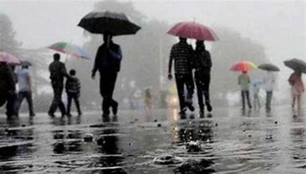 बारिश से जगदलपुर का पारा 12 डिग्री गिरा
