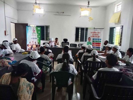 सीईओ व डिप्टी कलेक्टर ने ली बीजादूतीर स्वयंसेवकों की बैठक