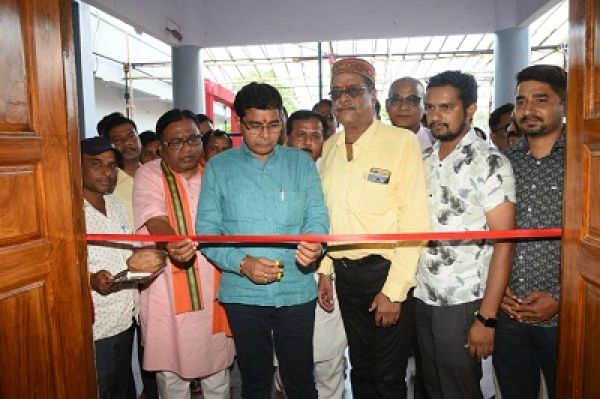 कैबिनेट मंत्री टंकराम वर्मा ने कोसा, कॉटन व हाथकरघा वस्त्रों के भव्य प्रदर्शनी सह-विक्रय का किया शुभारंभ