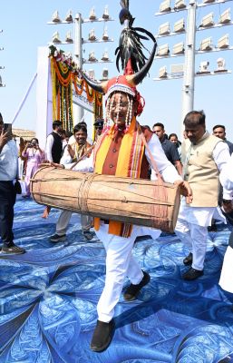  बस्तरिया रंग में रंगे दिखे मुख्यमंत्री विष्णु देव साय 