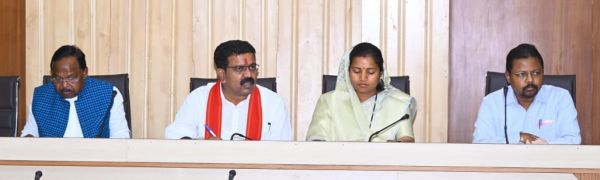 उपमुख्यमंत्री ने की राजनीतिक आंदोलनों से सम्बंधित प्रकरणों की समीक्षा